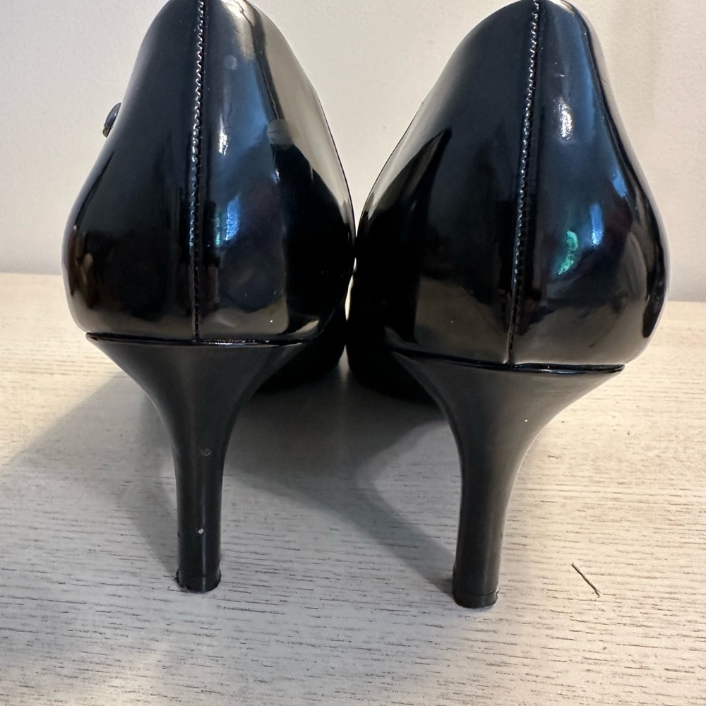 ⭐️ Life Stride Soft System flex black Pumps Size 11 EUC - Picture 6 of 9